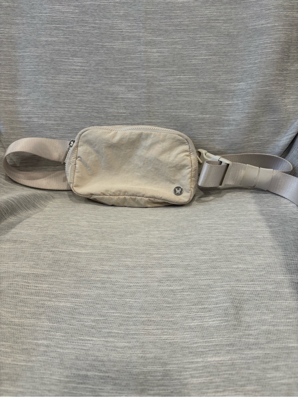 lululemon athletica Beige/Taupe Men’s Waist Bag